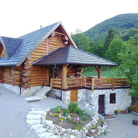 Bear'S Log Villa Seliste Dreznicko Luaran gambar