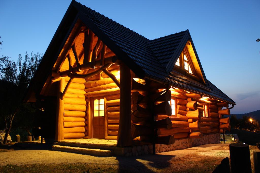 Bear'S Log Villa Seliste Dreznicko Luaran gambar