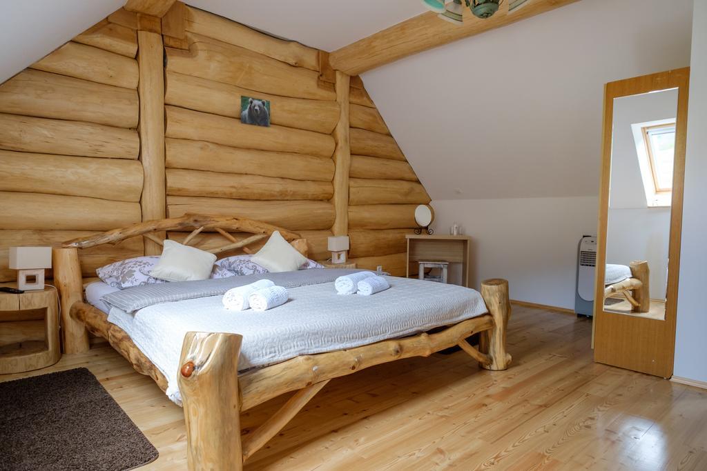 Bear'S Log Villa Seliste Dreznicko Luaran gambar