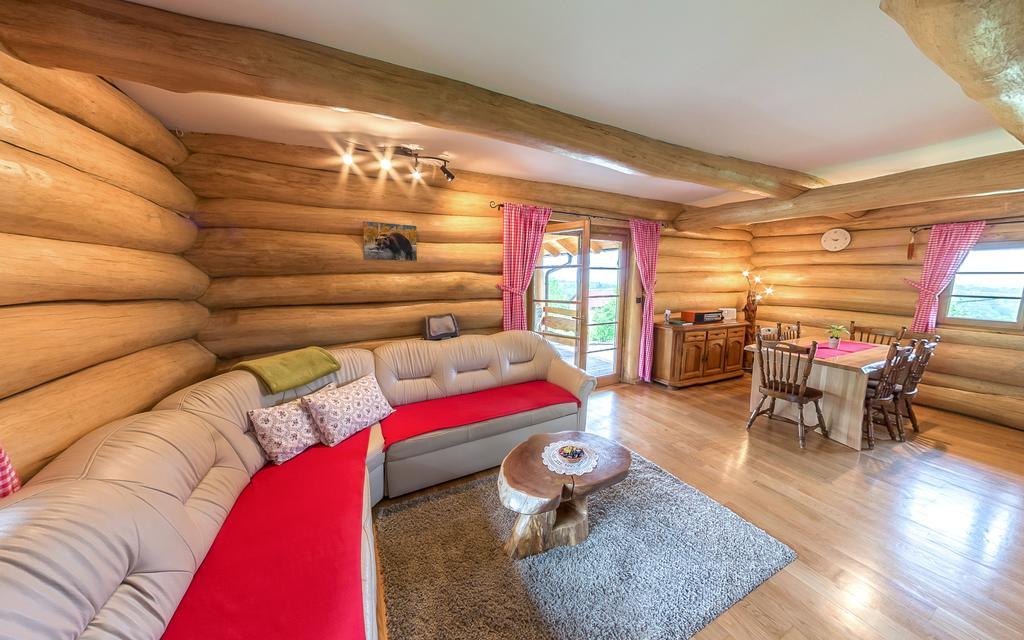 Bear'S Log Villa Seliste Dreznicko Luaran gambar